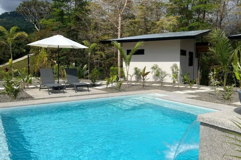 Sharma Costa Rica - Heliconia Casita Condo in Bahía Ballena