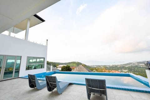 Bophut Luxurious Ocean view Villa Condo in Ko Samui