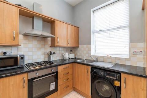 Modern Stylish Jesmond Apartment with parking. Apartment in Newcastle upon Tyne