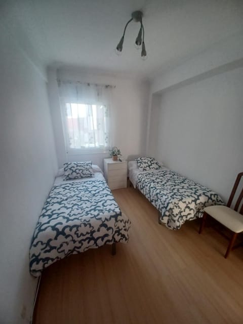 APARTAMENTO VIGO CAMELIAS CENTRO Condo in Vigo