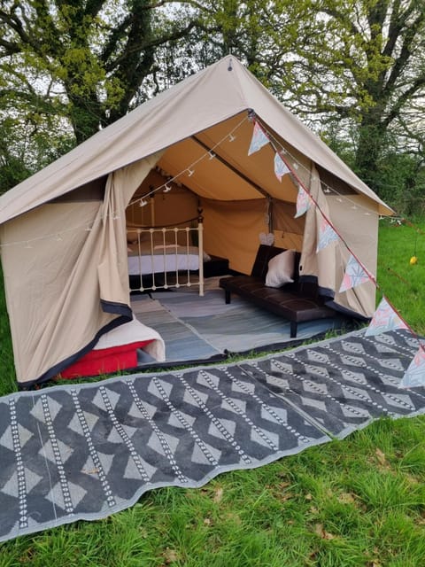 Glamping in style, Prospector Tent Luxury tent in Crawley