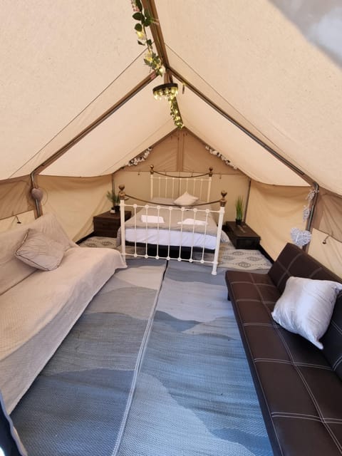 Glamping in style, Prospector Tent Luxury tent in Crawley