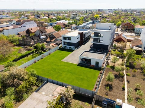 Property building, Neighbourhood, Bird's eye view, Location