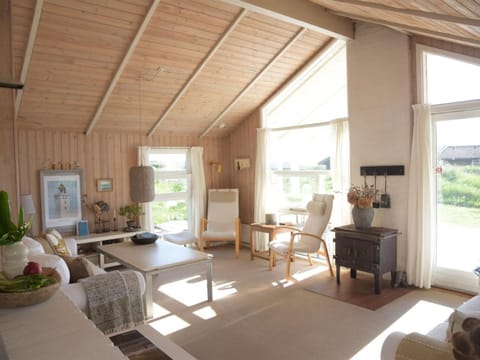 Holiday Home Walderik - 300m from the sea in NW Jutland by Interhome House in Hirtshals