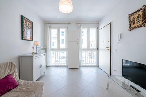 [Fronte Mare]-Sweet Home-[Free Parking] Apartamento in Marina di Pisa