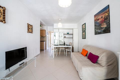 [Fronte Mare]-Sweet Home-[Free Parking] Apartment in Marina di Pisa