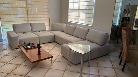 Wonderful 3 Bedroom Condo in the Heart of Aventura Casa in Aventura