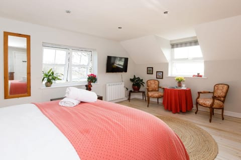 Woodfield Wellbeing Apartment in Arun District