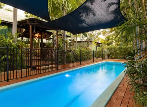 Villa within walking distance of cable beach Australia Chalet in Cable Beach