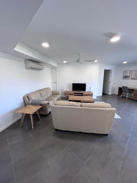 Unit 4 - Manly Boutique Apartments Apartment in Brisbane