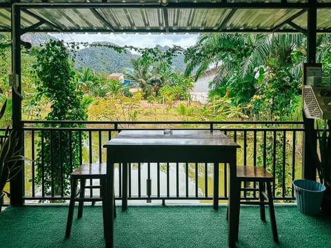 Natural landscape, Garden, Balcony/Terrace, Garden view, Mountain view