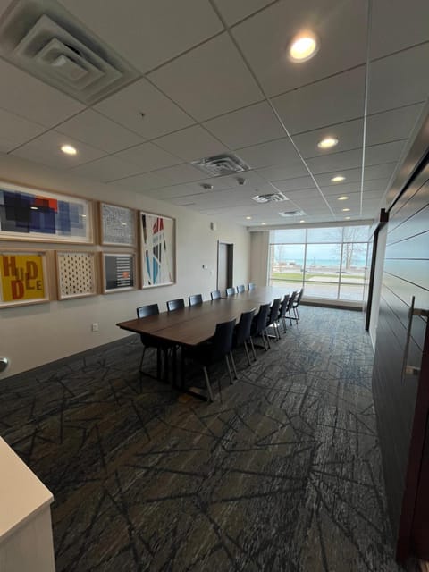 Meeting/conference room