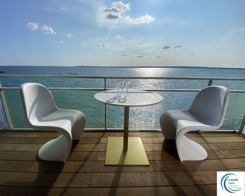 Natural landscape, View (from property/room), Balcony/Terrace, Balcony/Terrace, Sea view