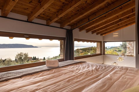 Bed, Natural landscape, View (from property/room), Photo of the whole room, Bedroom, Lake view