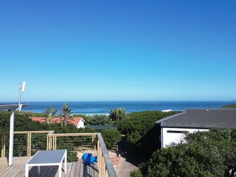 Abalone Beach House Maison in Eastern Cape