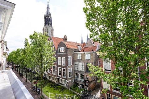 Beautiful Apartment With Loft Condominio in Delft