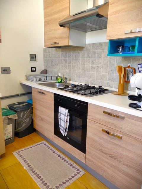 Photo of the whole room, Decorative detail, Family, kitchen