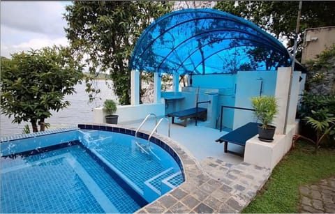 Myh Lake Front Pvt Villa with Staff, Near City, Inc Free Breakfast Villa in Western Province