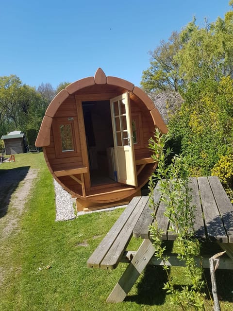 Barrel in Oostvoorne Campeggio /
resort per camper in Rockanje