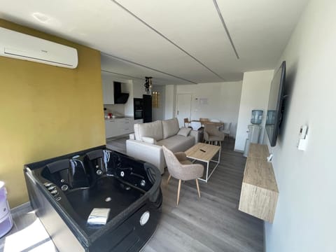 LA Lujuria Apartment in Ourense