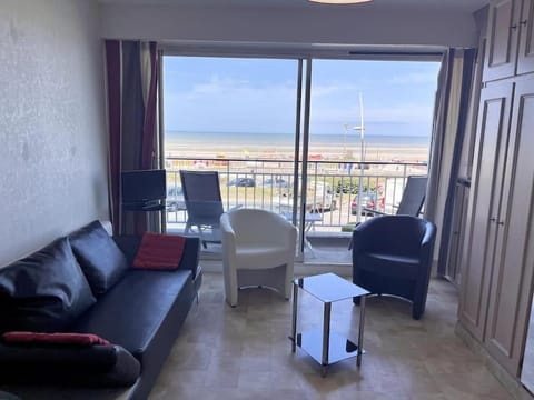 Natural landscape, View (from property/room), Seating area