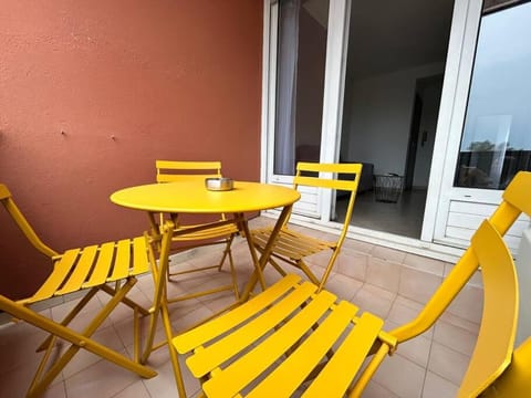 T3 6 personnes avec terrasse, wifi, climatisation Apartment in Canet-en-Roussillon