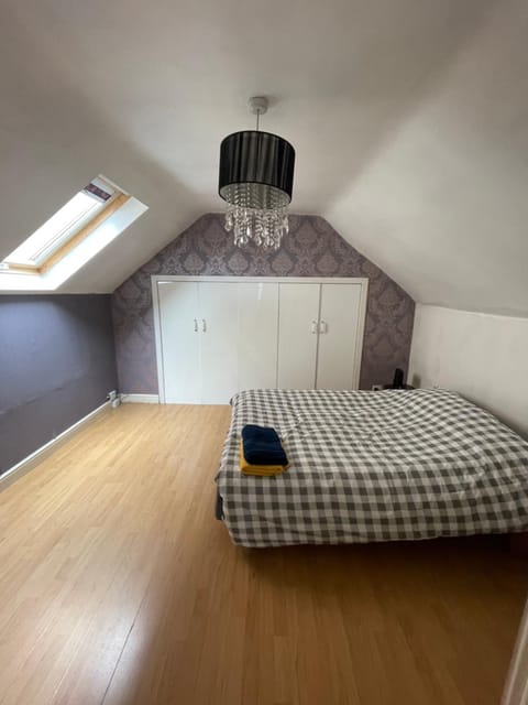 1 bed flat at Drum Street Condo in Edinburgh