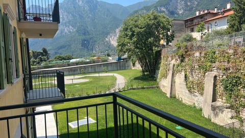 Arco Nice flat with park Villa Federica Apartment in Riva del Garda