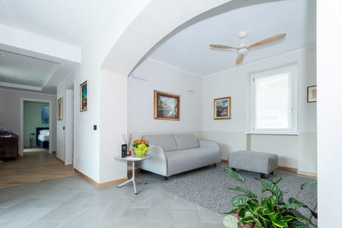 Living room, Other, Seating area, fireplace