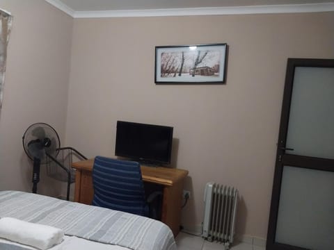 Wakeup Fresh Guest House Bed and Breakfast in Johannesburg