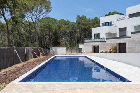 Day, Pool view, Swimming pool, Swimming pool