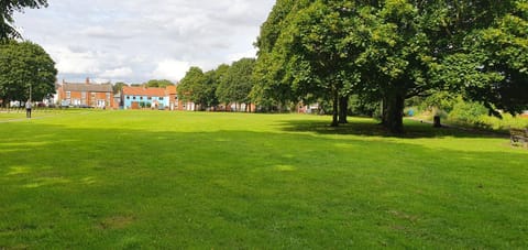 Entire house in Retford city centre House in Bassetlaw District