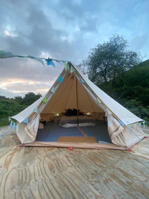 Glyndwr Bell Tent Luxury tent in Treflys