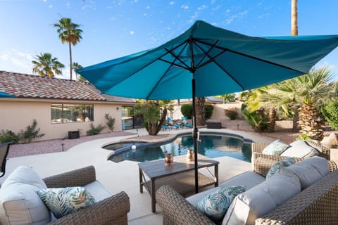 Oraibi Oasis-A Phoenix Paradise- Pool, Spa, Putting Green, EV Charger Haus in Desert Ridge