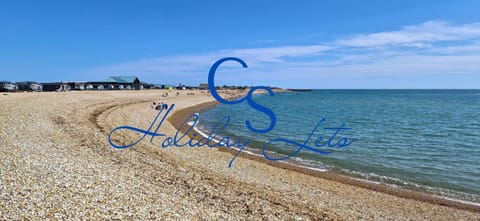 Carnaby Holiday Caravan, West Sands, Selsey Casa in Selsey