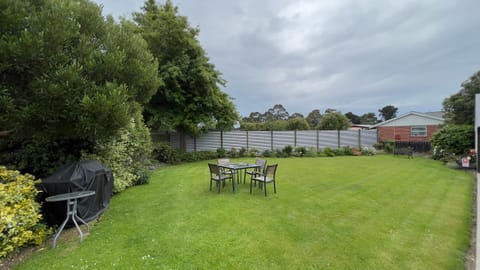 Garden, Garden view