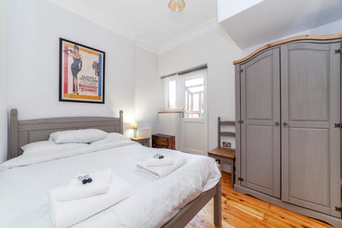 Stylish 1 BDR apt wcommunal garden, Greenwich Apartment in London Borough of Lewisham