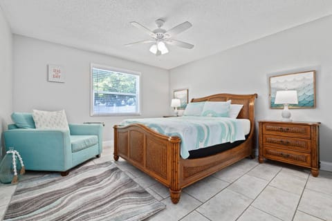 Beachy 2-1 Condo House in Palm Harbor