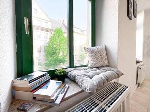 Library, Living room, Seating area