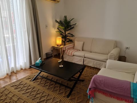 Partial Nile View 2 Bedroom Appartment in Zamalek Cairo Newly Renovated Condominio in Cairo