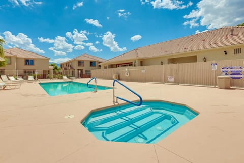 Welcoming Mesquite Condo with Pool Access! Condominio in Mesquite