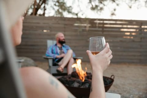 Jumbo Rocks Cottage Hot Tub Plunge Pool Bocce House in Joshua Tree