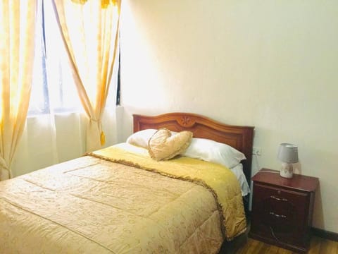 View n Wide/Green Place Condo in Cuenca