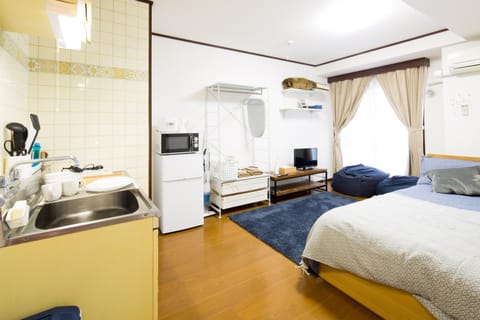 Bed, TV and multimedia, Kitchen or kitchenette, Bedroom, minibar, air conditioner