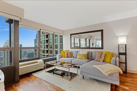 2bd River North Condo with Million Dollar Views! condo Apartment in River North