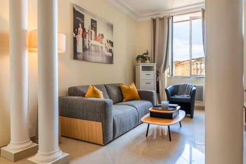 Riviera Palace by Casalero Apartment in Avenue du Carnier