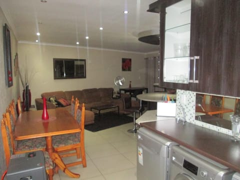 Home from Home Condo in Roodepoort