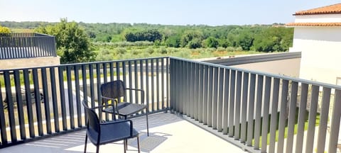 Day, Garden, View (from property/room), Balcony/Terrace, Balcony/Terrace