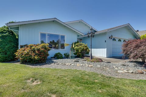 Charming Rogue Valley Home in Central Point! House in Central Point
