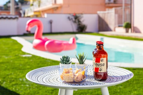 Garden, Pool view, Swimming pool, sunbed